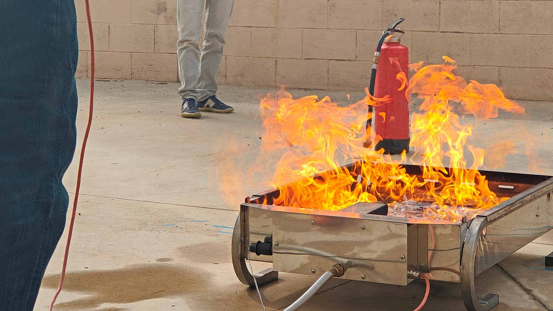 Practicas de extinción de incendios