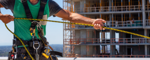 Las cuerdas de los trabajos verticales, ¿qué son y cómo alargar su vida útil?