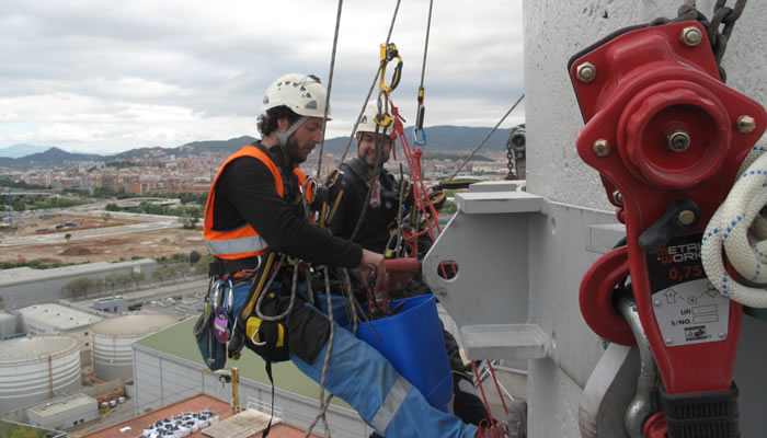 Sectores en los que realizar trabajos verticales