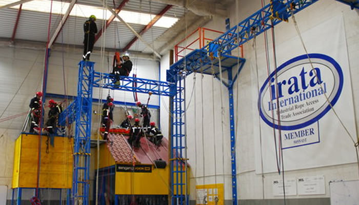 Trabajos en recintos confinados